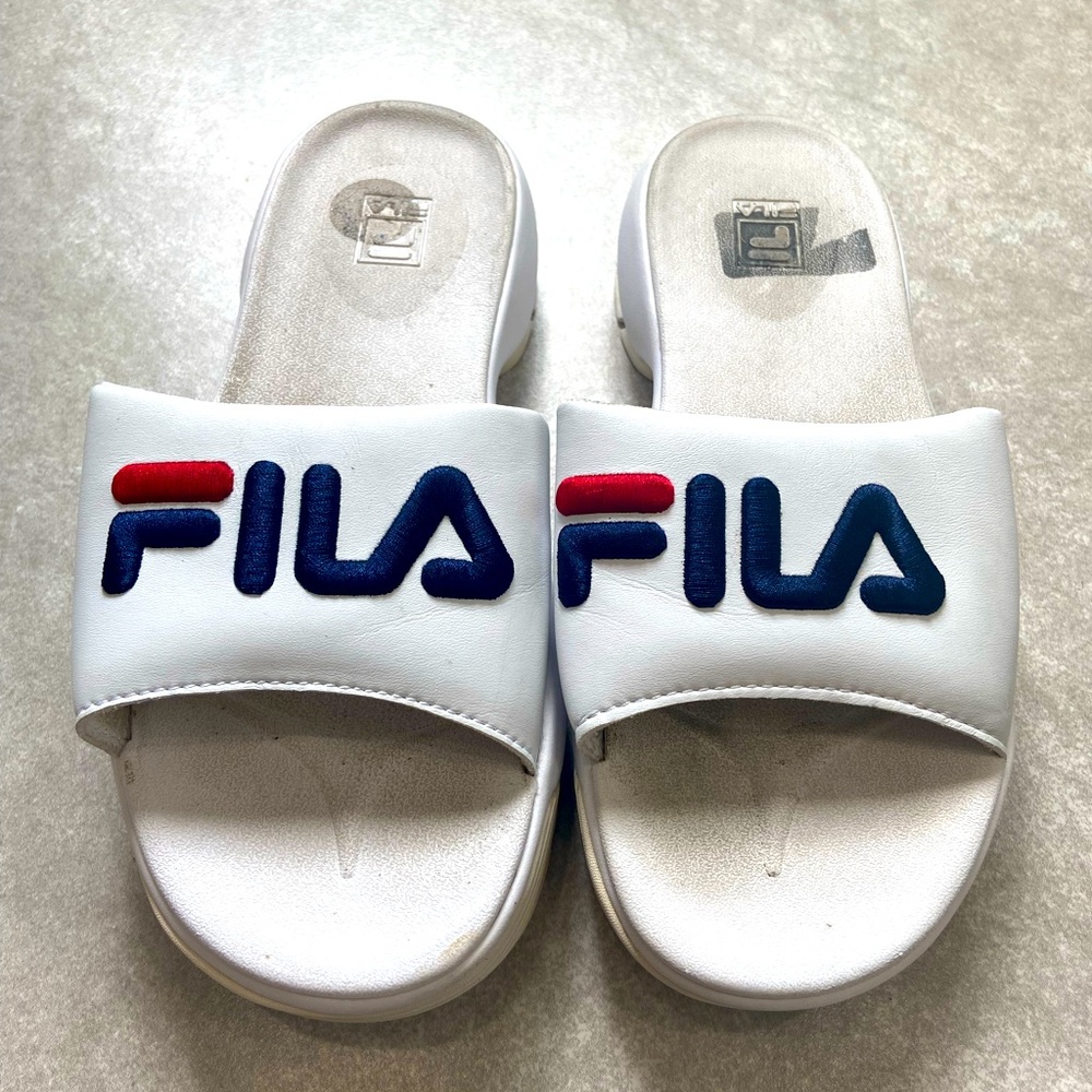 Fila Sleek Slides White Women’s Logo Sandals